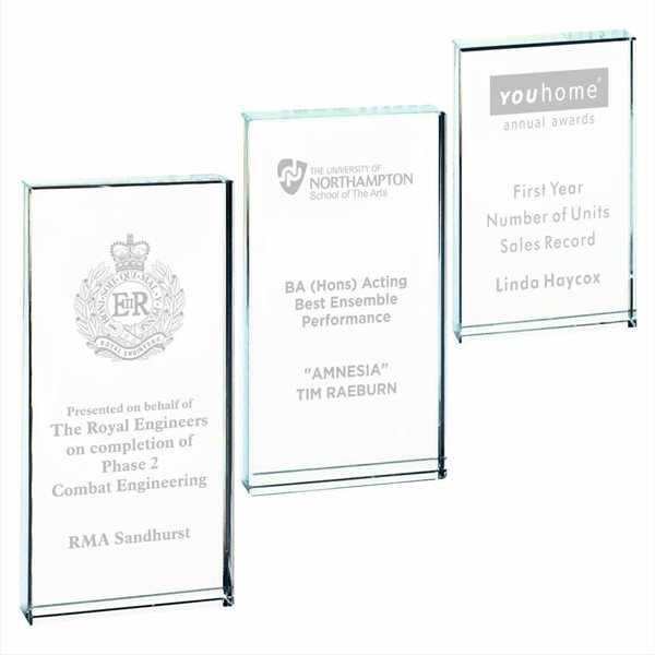 Clear Crystal Award 20mm Thick in Presentation Case T.7852